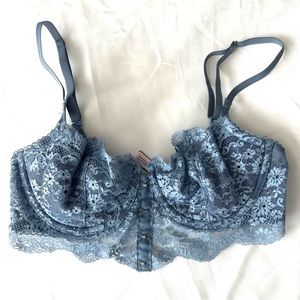 Like New Victorias Secret Unlined Bra 34C